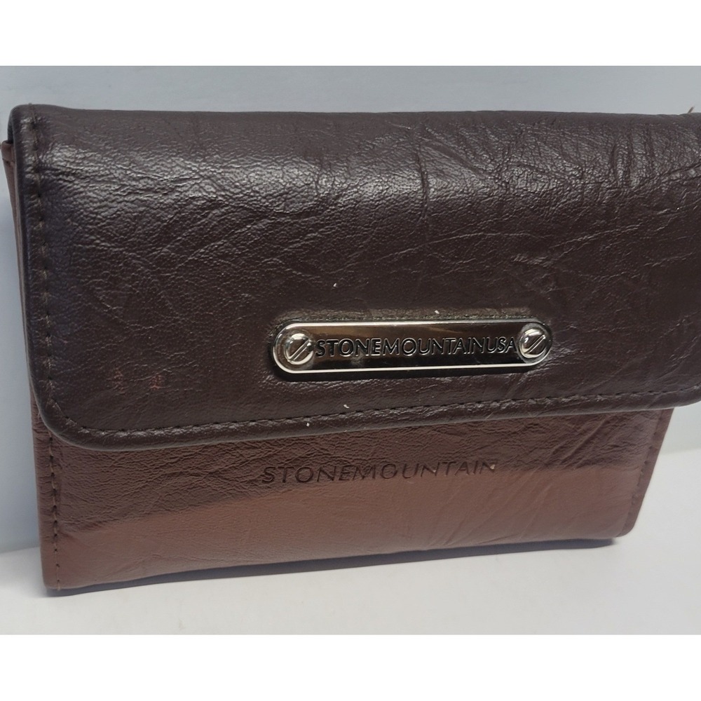 Stone Mountain USA Brown Trifold Wallet Faux Leather ID Window Zip Pocket